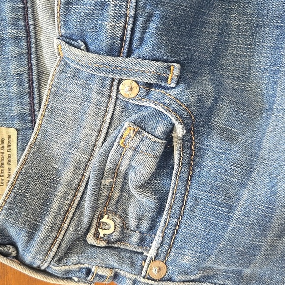 True Religion Liv Relaxed Disressed Skinny Crop Size 28 - Picture 4 of 16